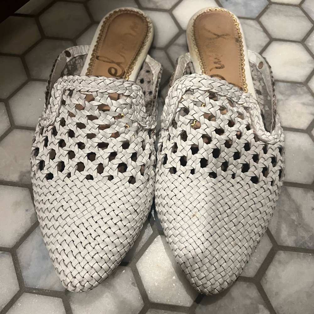 Sam Edelman white weave slides 7.5